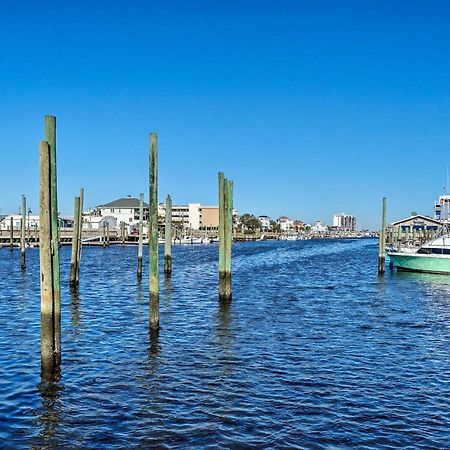Breezy Beach Retreat With 180-Degree Ocean Views! Διαμέρισμα Carolina Beach Εξωτερικό φωτογραφία