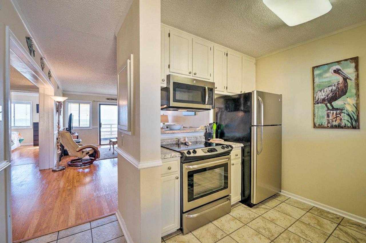 Breezy Beach Retreat With 180-Degree Ocean Views! Διαμέρισμα Carolina Beach Εξωτερικό φωτογραφία