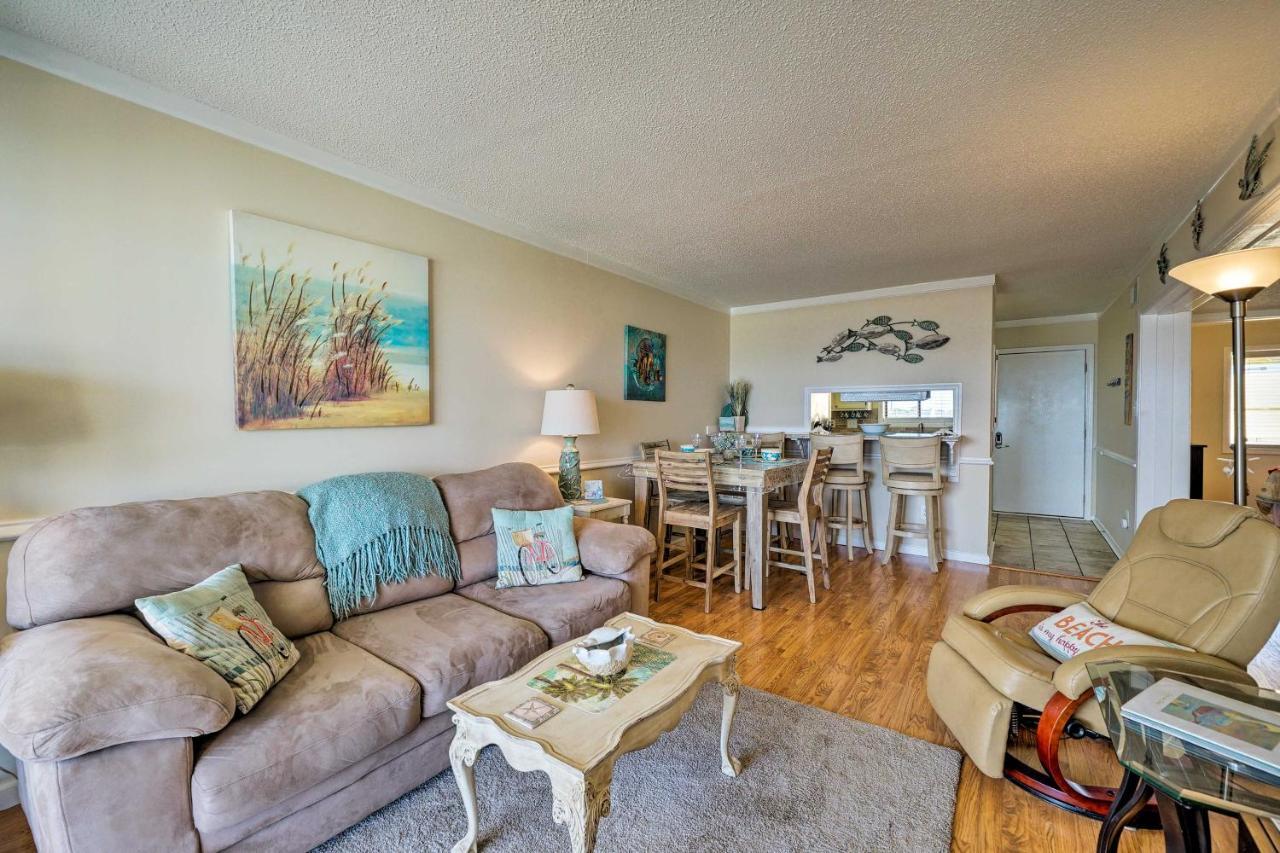 Breezy Beach Retreat With 180-Degree Ocean Views! Διαμέρισμα Carolina Beach Εξωτερικό φωτογραφία