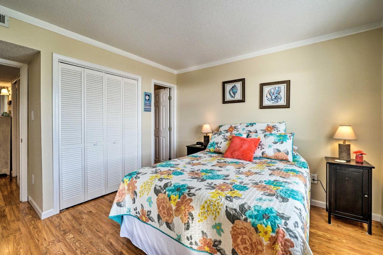 Breezy Beach Retreat With 180-Degree Ocean Views! Διαμέρισμα Carolina Beach Εξωτερικό φωτογραφία
