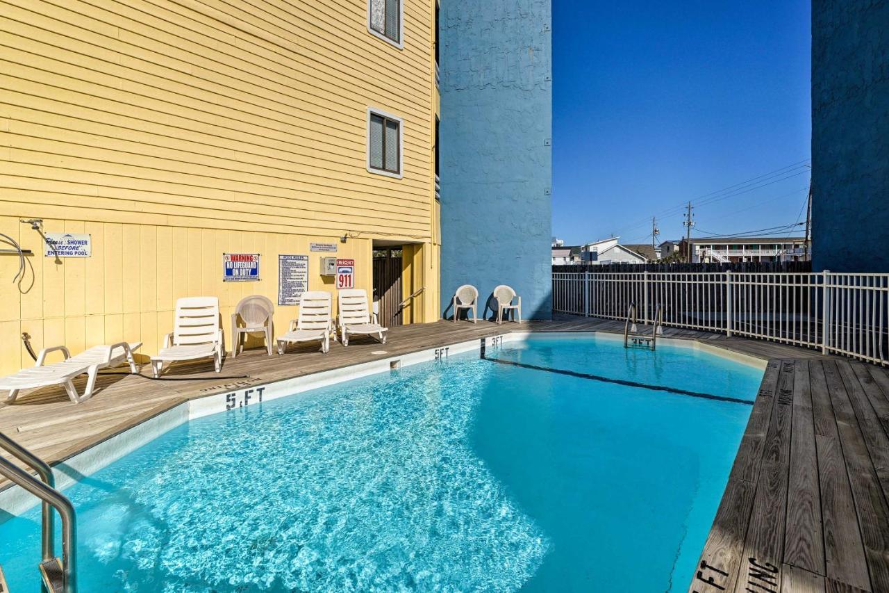 Breezy Beach Retreat With 180-Degree Ocean Views! Διαμέρισμα Carolina Beach Εξωτερικό φωτογραφία